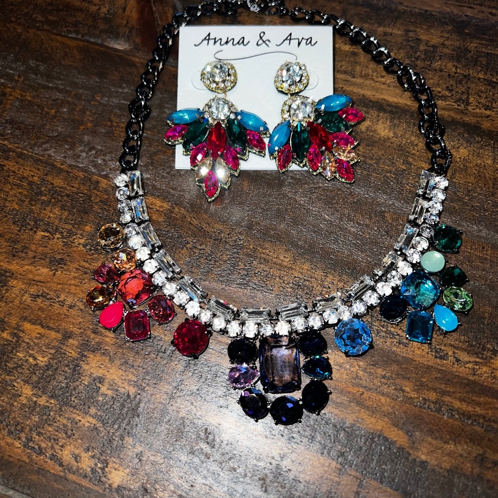 Anna & Ava jewelry set